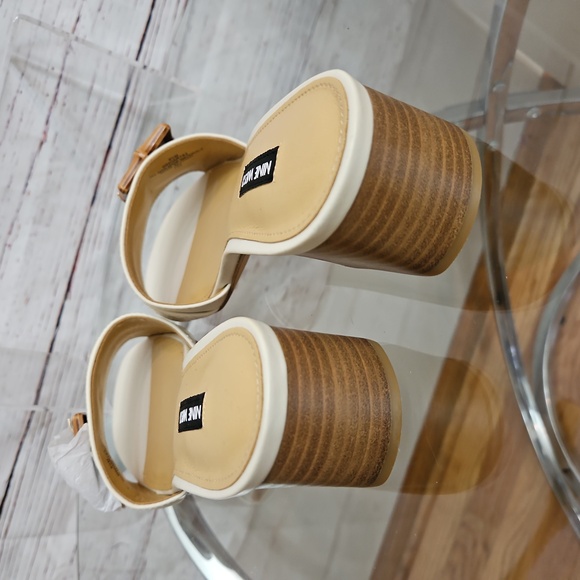 NWOT  Nine West Women's Garta Buckle Slide Sandals Size 9.5 - Picture 9 of 14